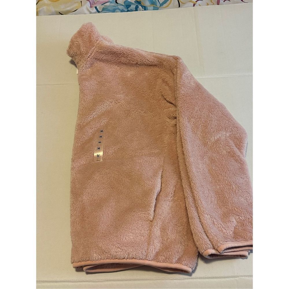 NWT - Uniqlo Medium Fluffy Yarn Fleece Full-Zip Jacket - Pink - Picture 8 of 8